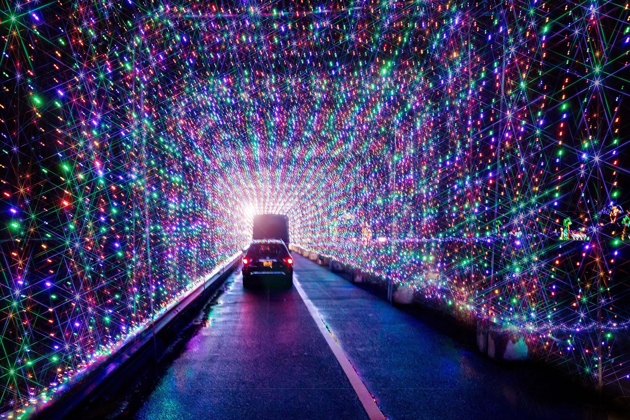 Drive-Through Holiday Tradition Magic Of Lights Ottawa Returns To Wesley Clover Parks For A Sixth Season! | Magic Of Lights